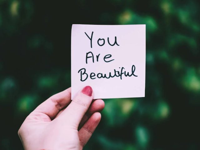 Makeup Artist Business Card Designs