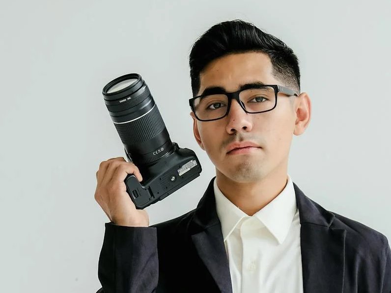 Captivating Photoshoot & Event Makeup Mastery